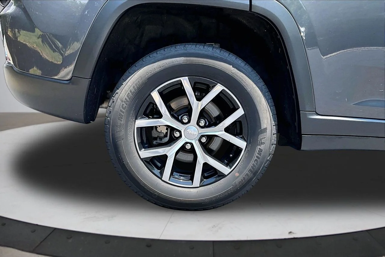 Certified Used 2024 Gray Jeep Limited image 36