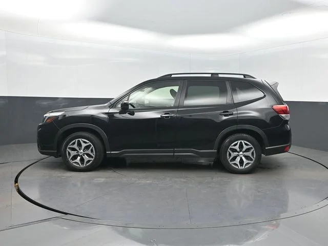 Used 2020 Black Subaru Premium image 2
