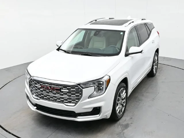 Used 2023 SUMMIT WHITE GMC Denali image 38