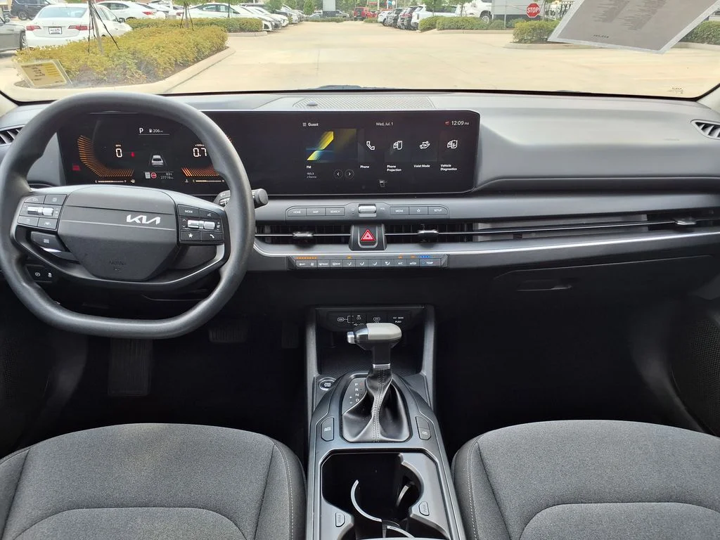 Used 2025 Blue Kia LXS image 19