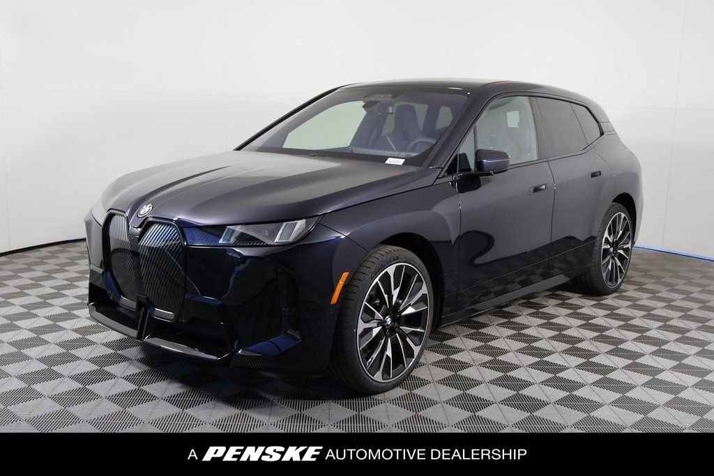 Used 2026 Black BMW xDrive45 image 1