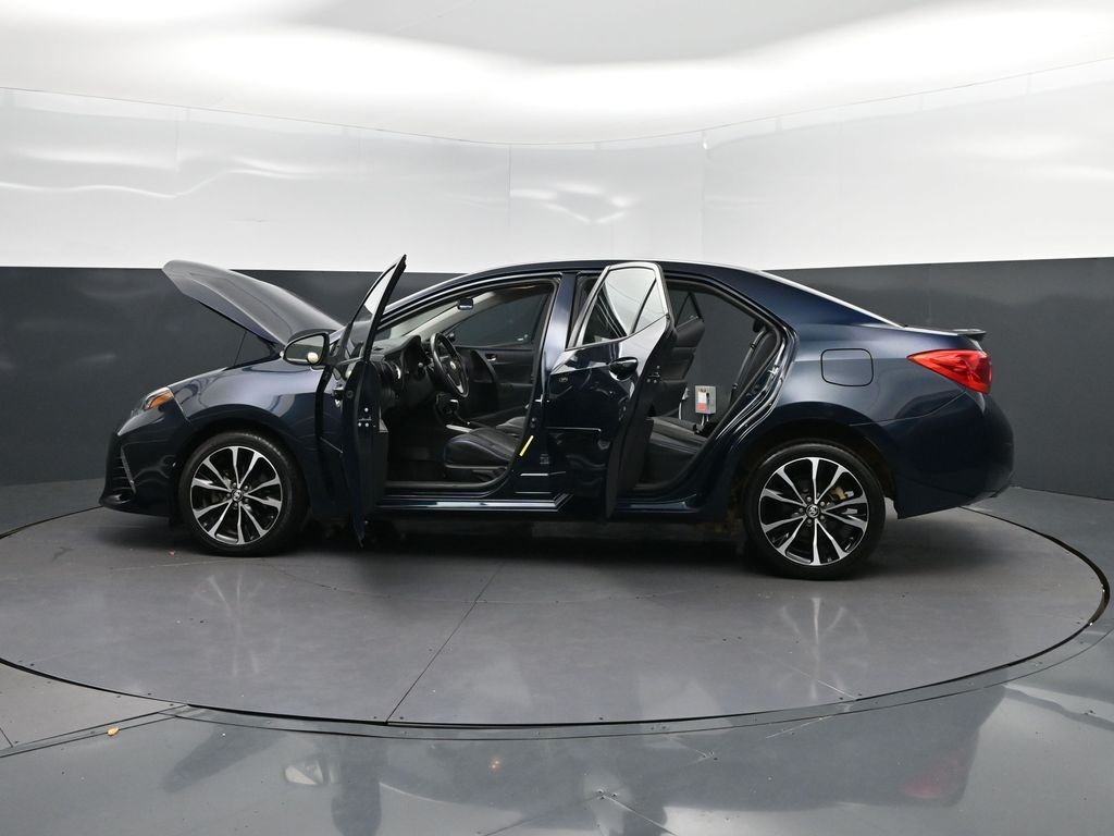 Used 2018 Blue Toyota SE image 47