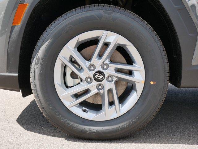 New 2026 Hampton Gray Hyundai SE image 5