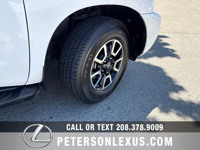 Used 2018 White Toyota SR5 image 11