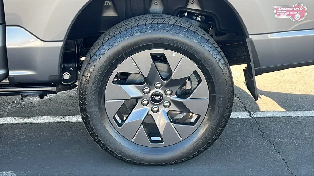 Certified Used 2023 Carbonized Gray Metallic Ford Lariat image 5