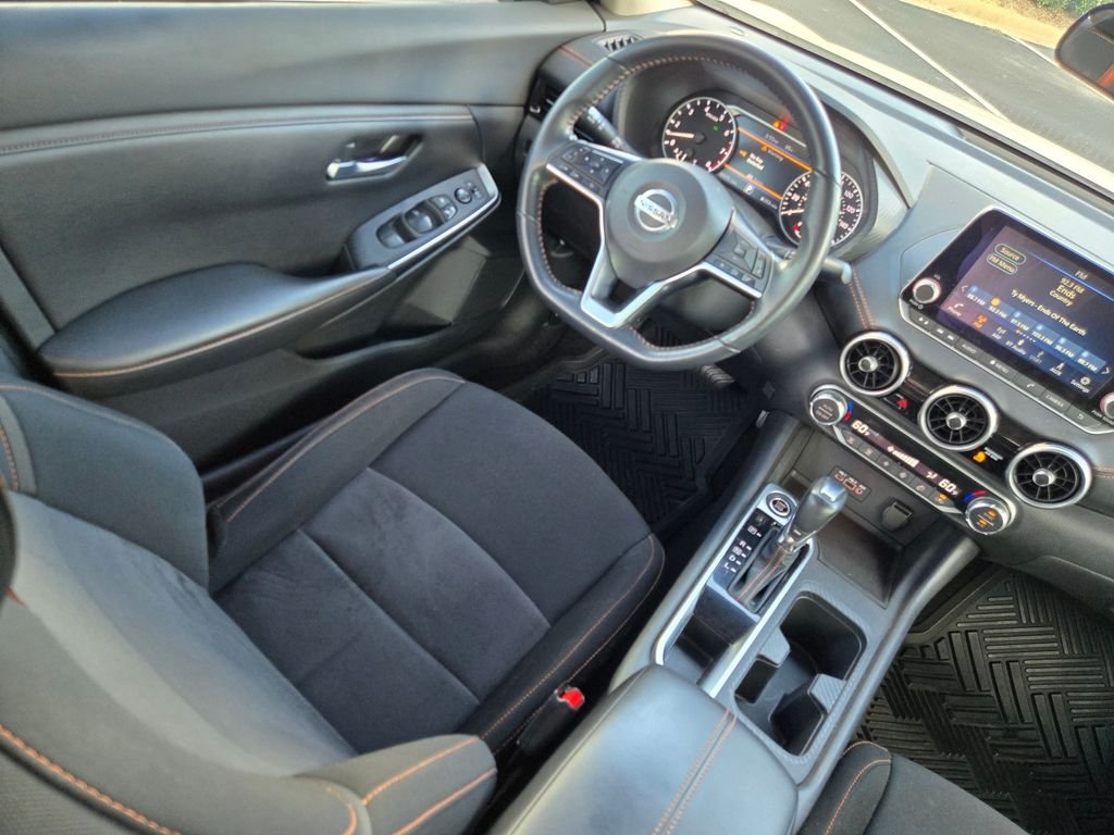 Used 2023 White Nissan SR image 16