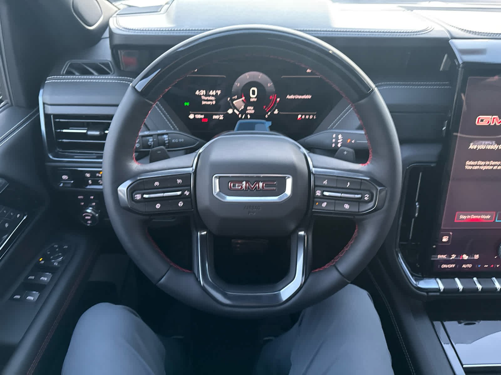 2026 GMC Yukon XL AT4 Ultimate - Photo 21