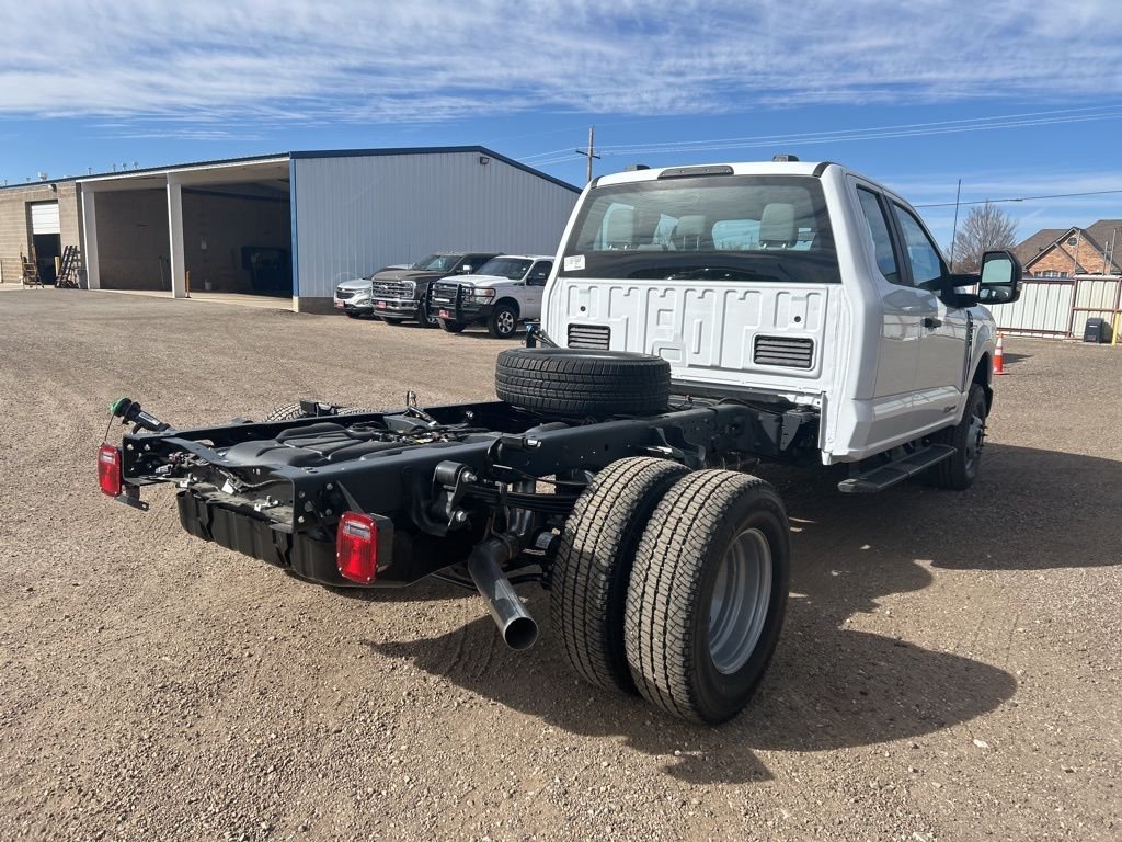 New 2026 Oxford White Ford XL image 6