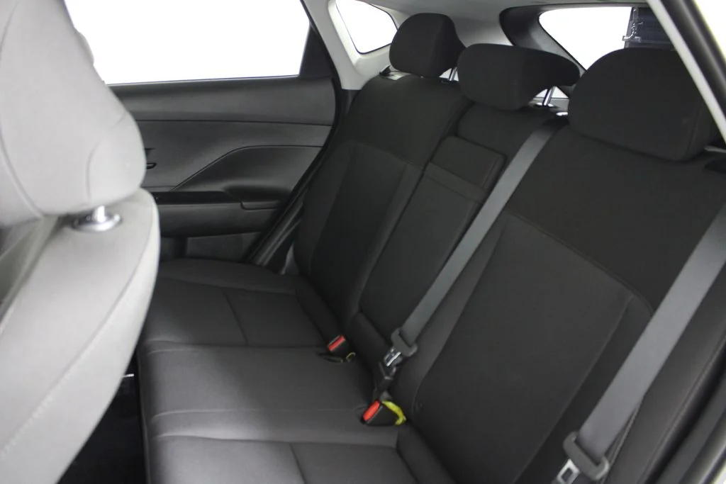 Used 2026 White Hyundai SEL Sport image 21