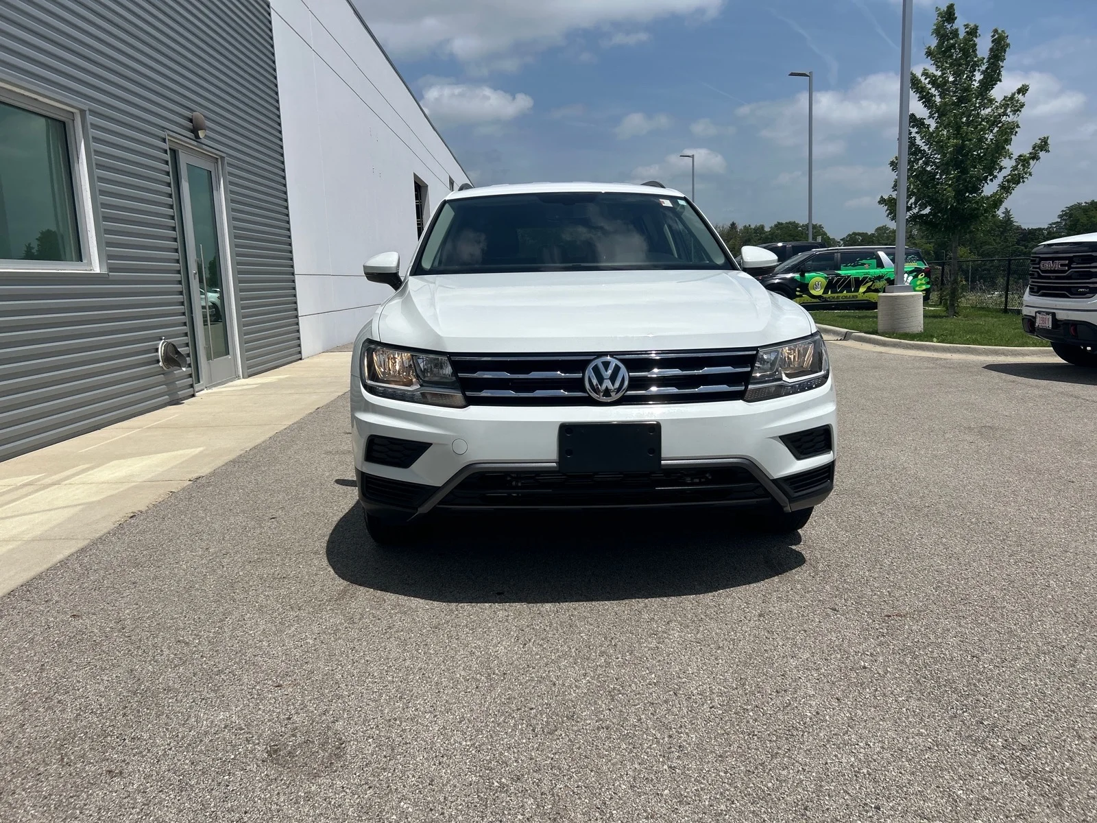 Used 2020 Pure White Volkswagen SE 4Motion image 8