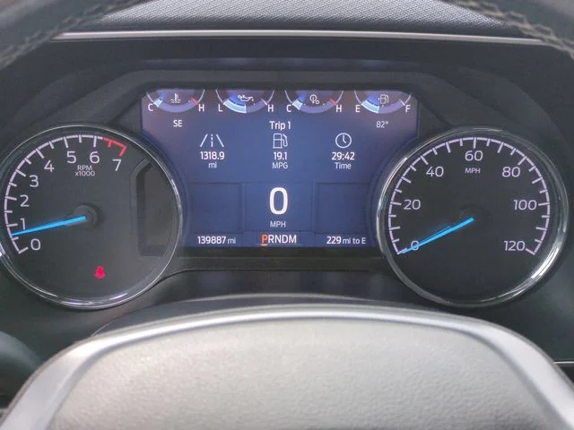 Used 2023 Black Ford XLT image 18