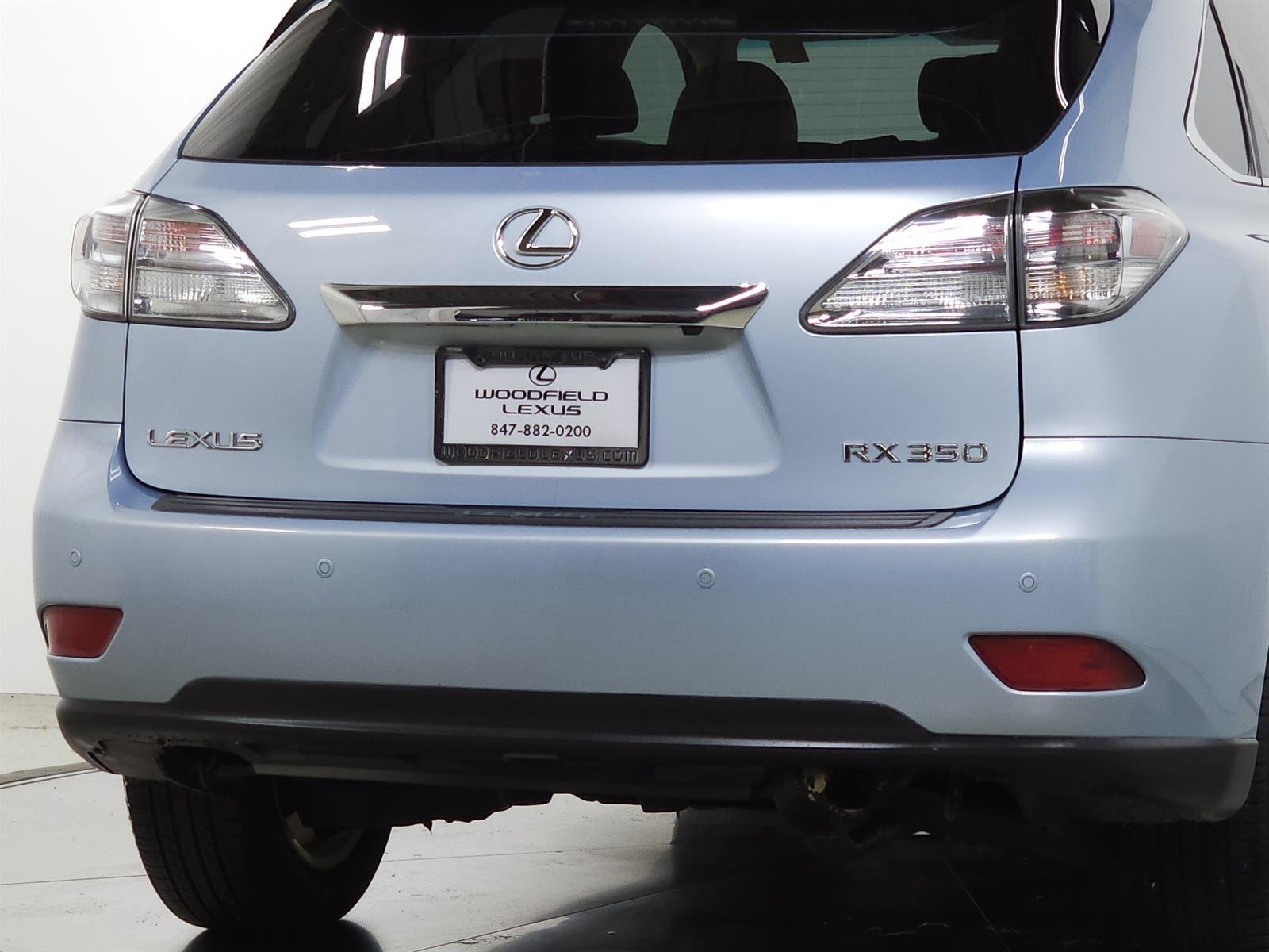 Used 2010 Blue Lexus  image 10
