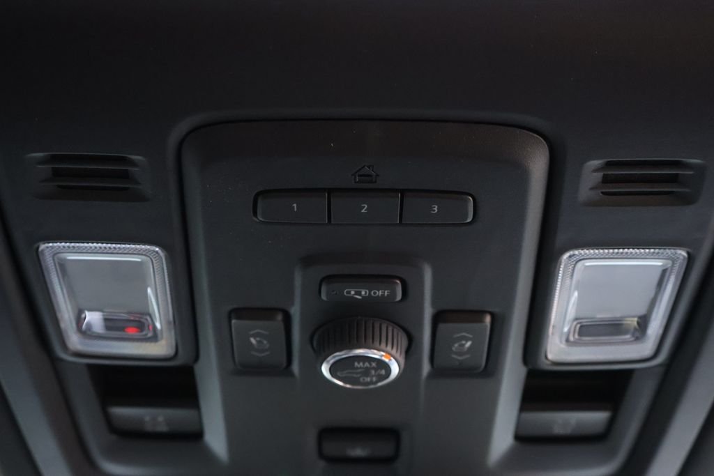 2023 GMC Yukon XL AT4 - Photo 26