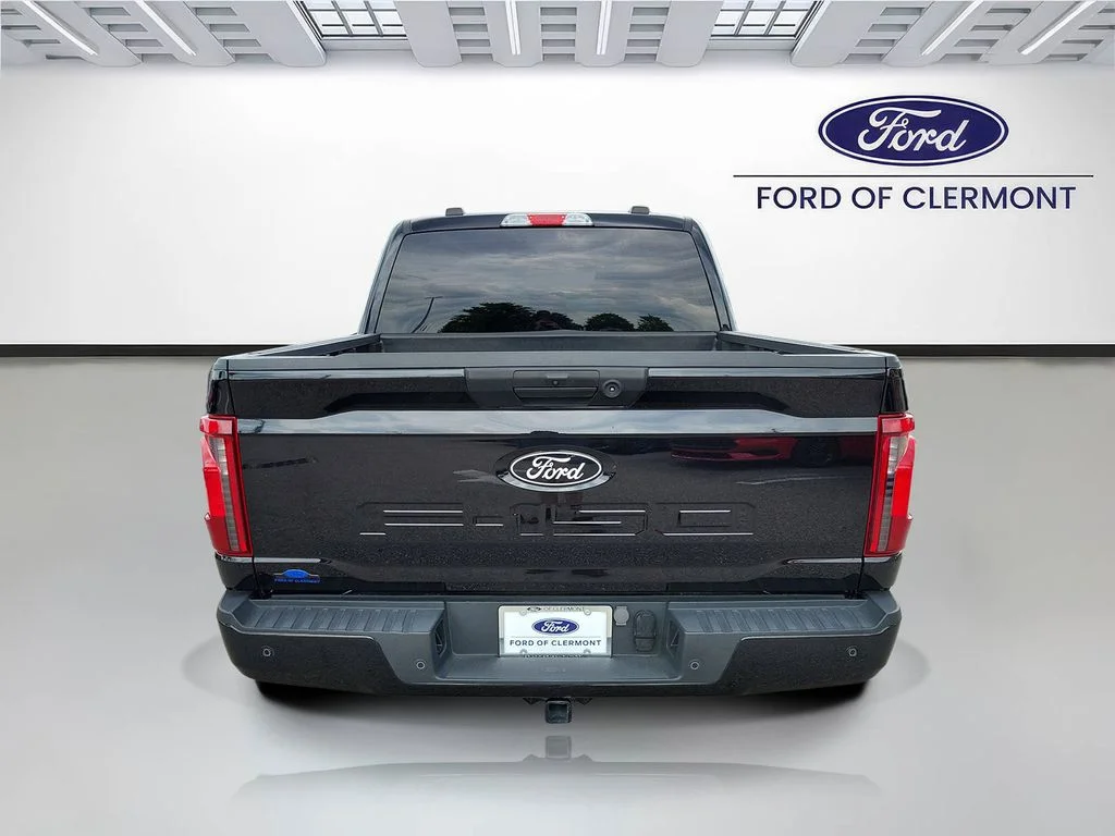 Used 2024 Black Ford XLT image 4