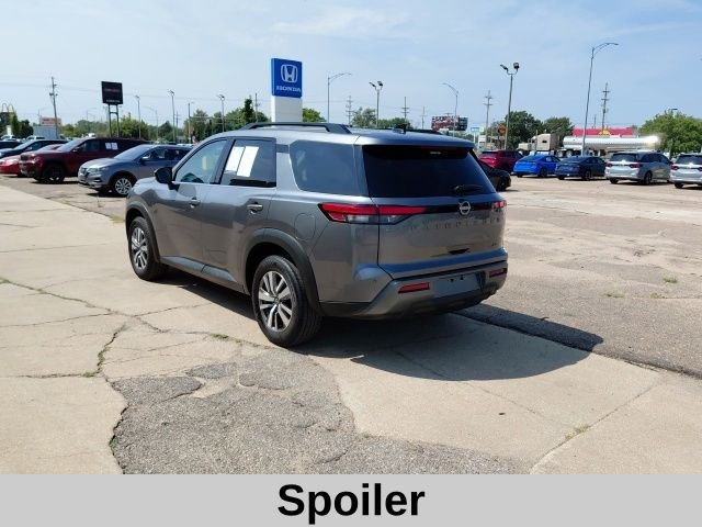 Used 2026 Gun Metallic Nissan SL image 7