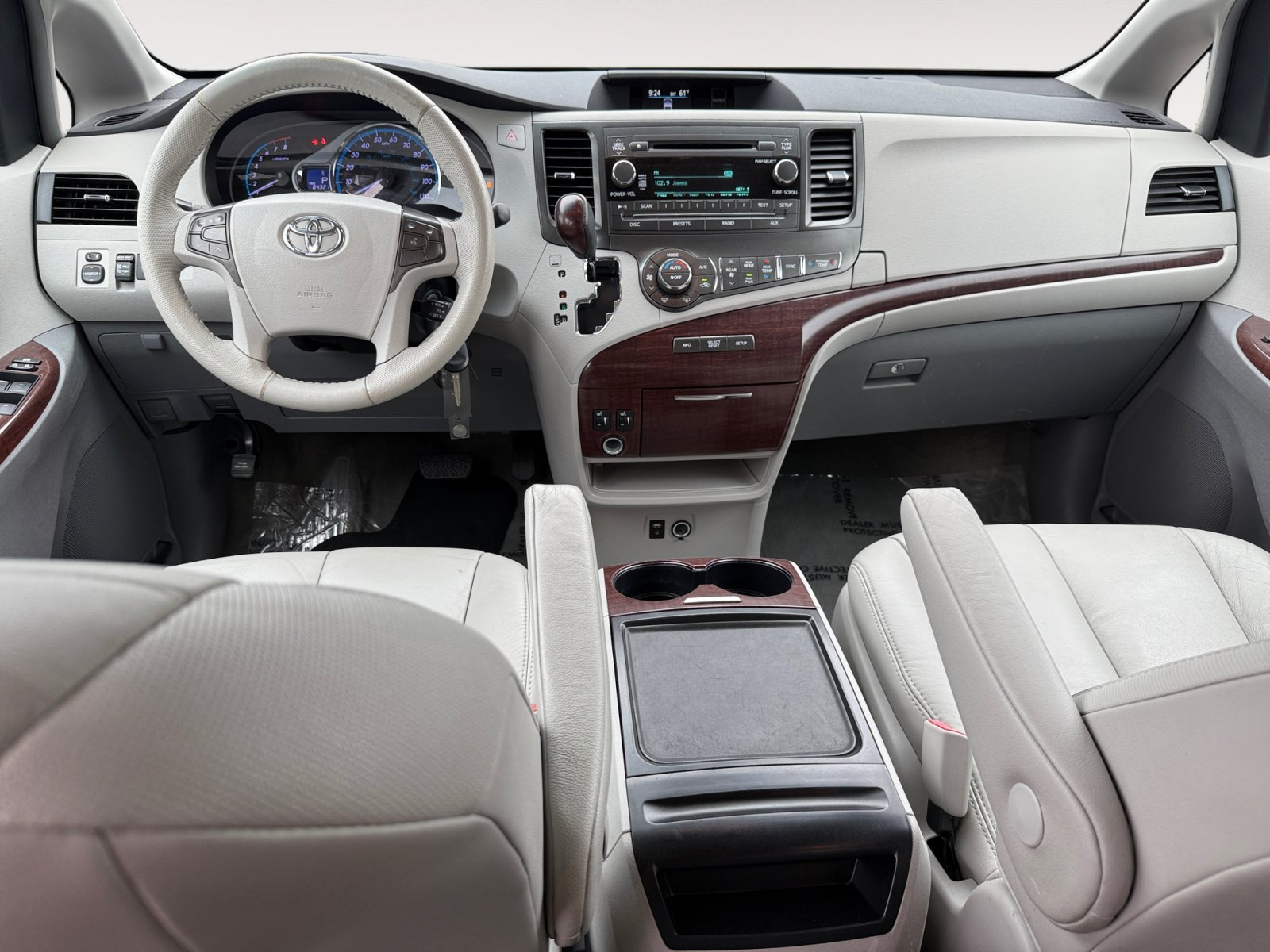 Used 2012 Silver Sky Metallic Toyota XLE image 15