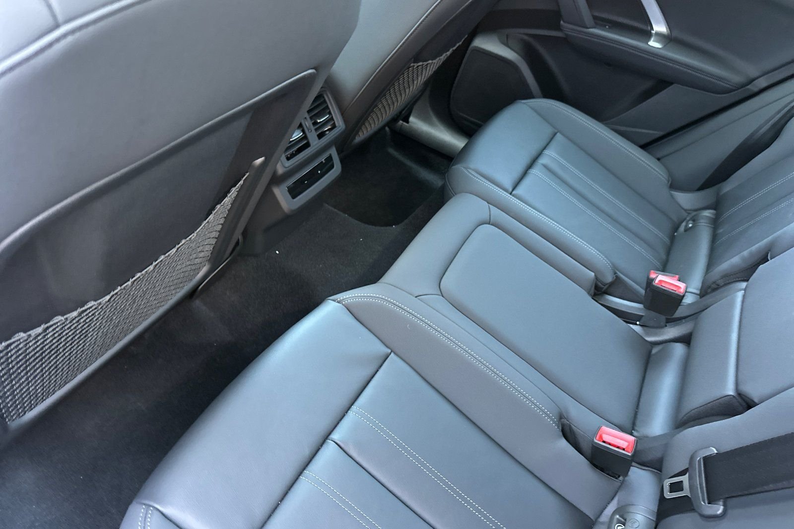 Used 2025 White Audi  image 11