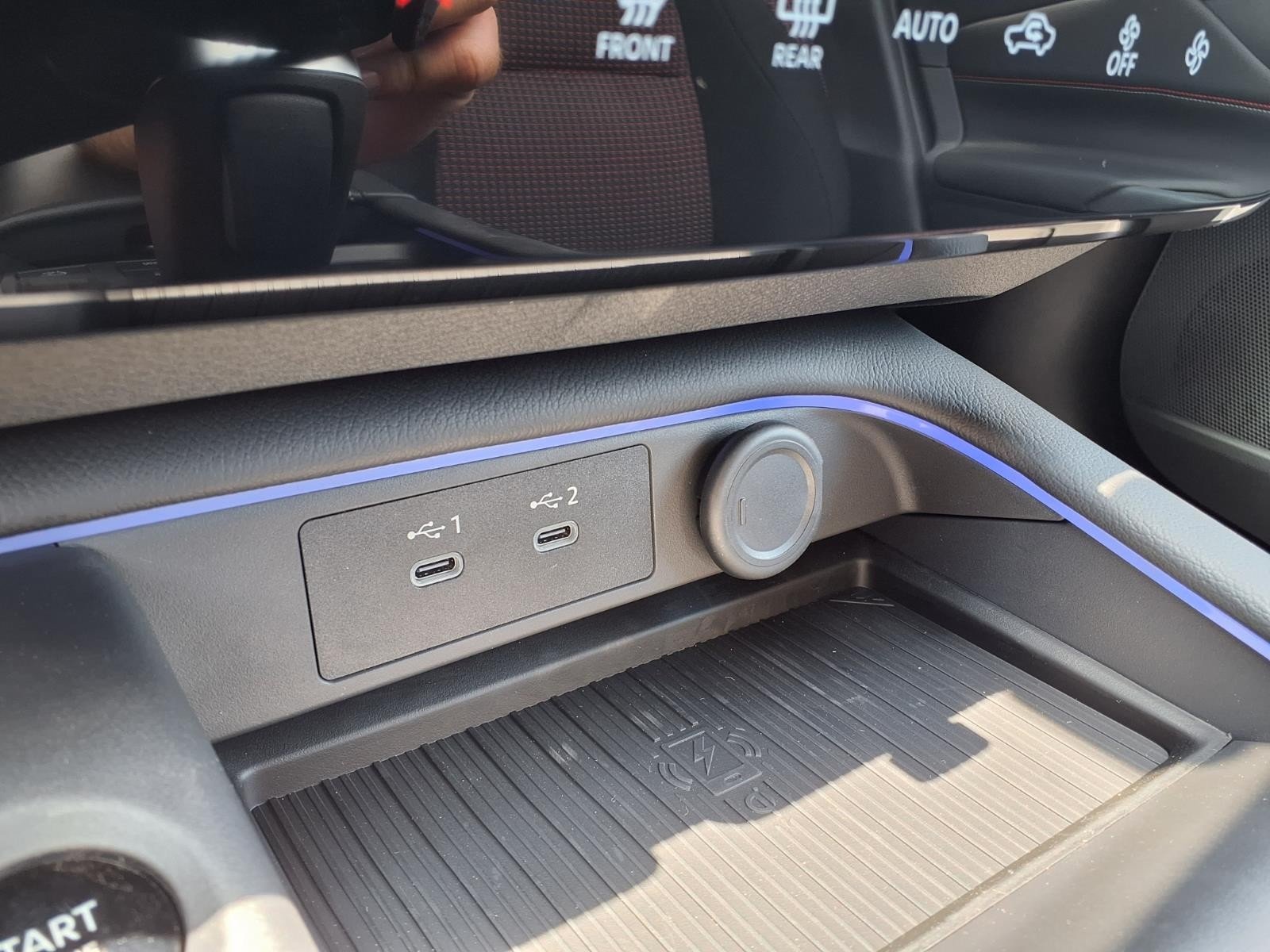 2026 Nissan Sentra SR White at Robbins Nissan