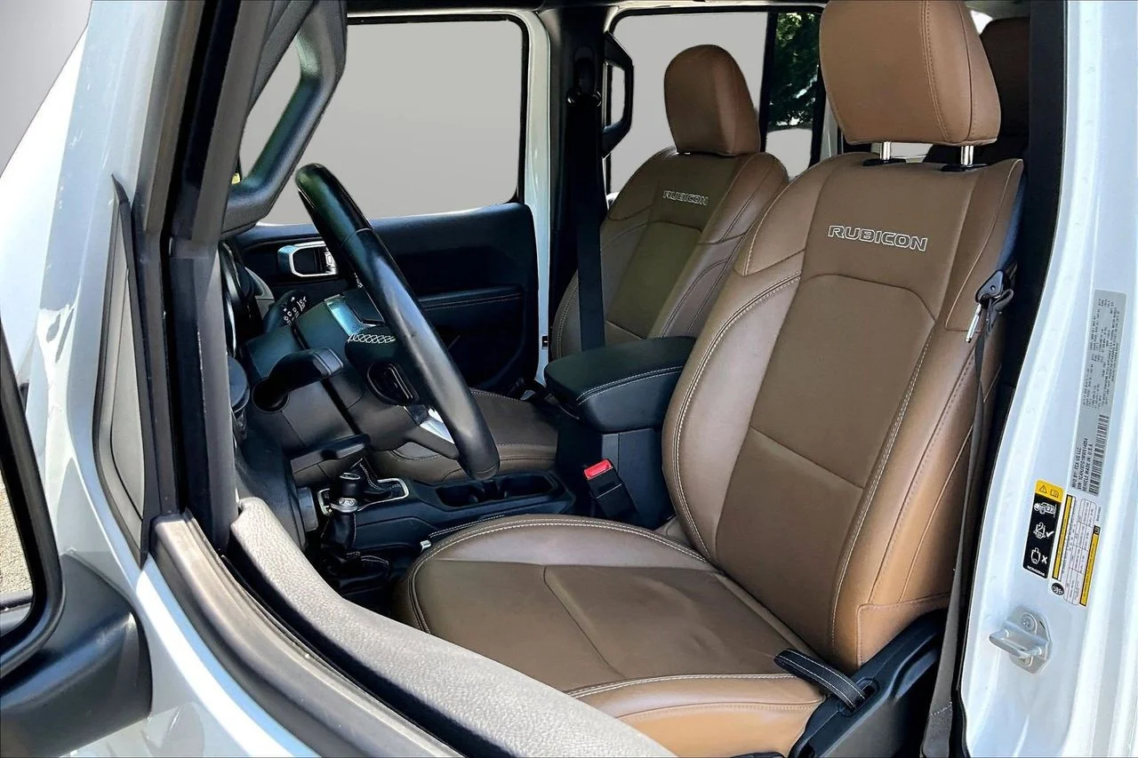 Used 2021 White Jeep Rubicon image 21