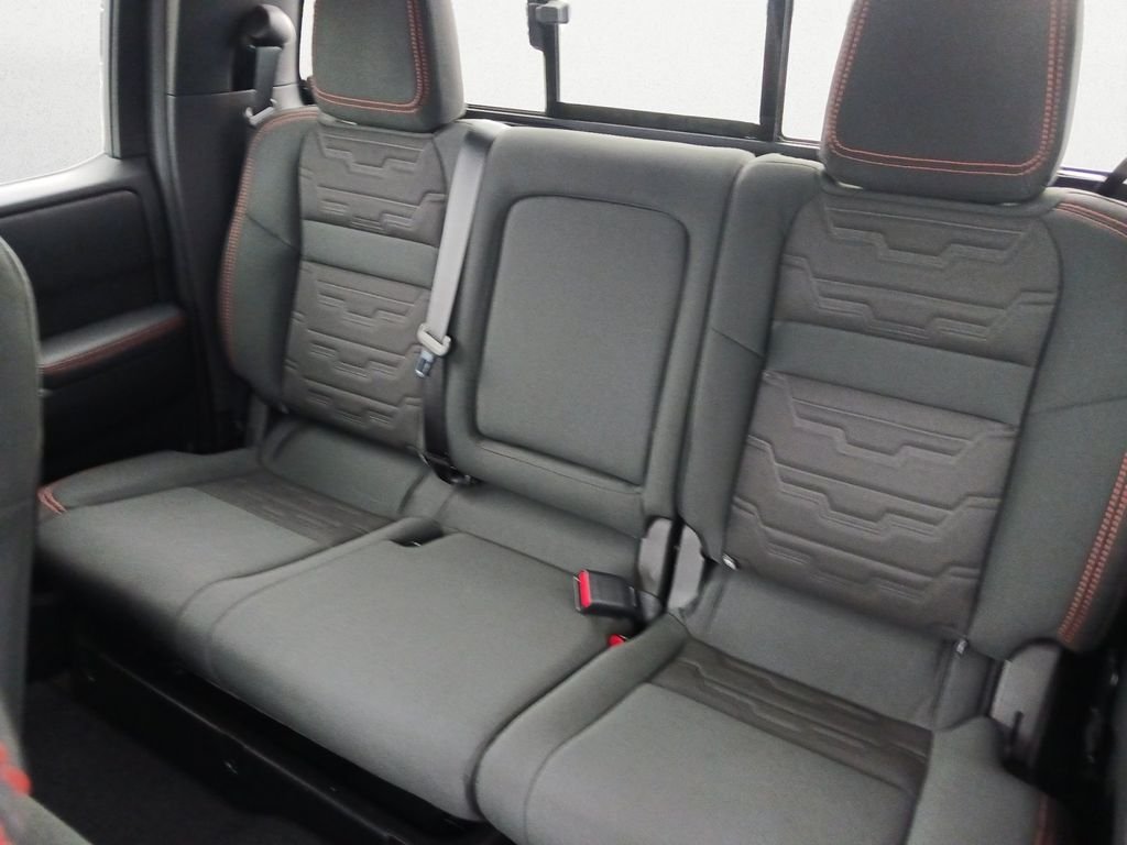 Used 2026 Green Nissan PRO-X image 9