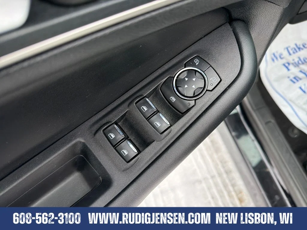 2024 Ford Edge SEL - Photo 13