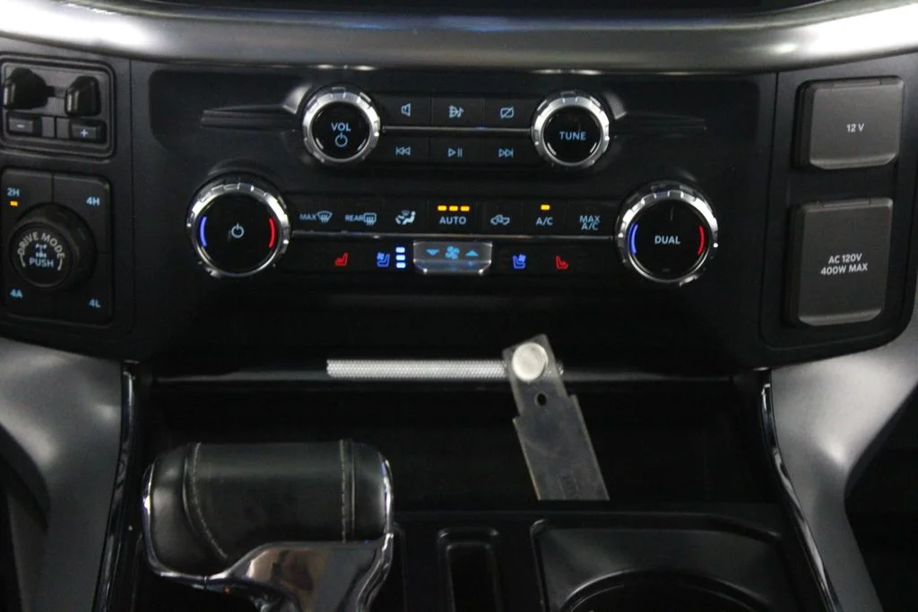 Used 2022 Gray Ford Lariat image 21