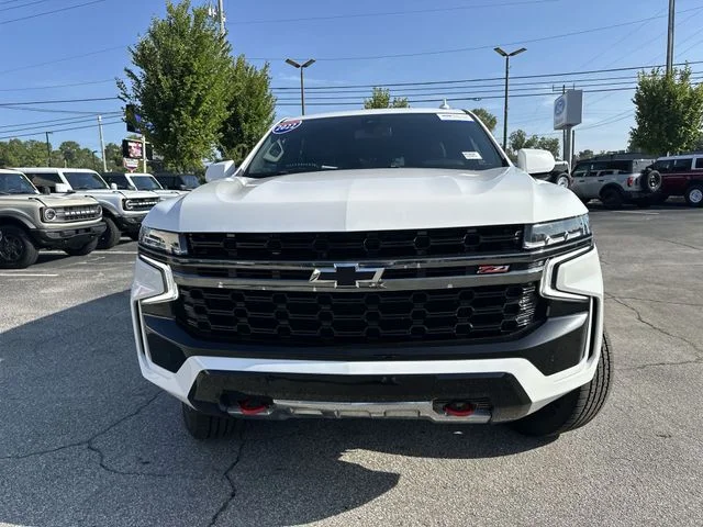 Certified Used 2022 White Chevrolet Z71 image 9