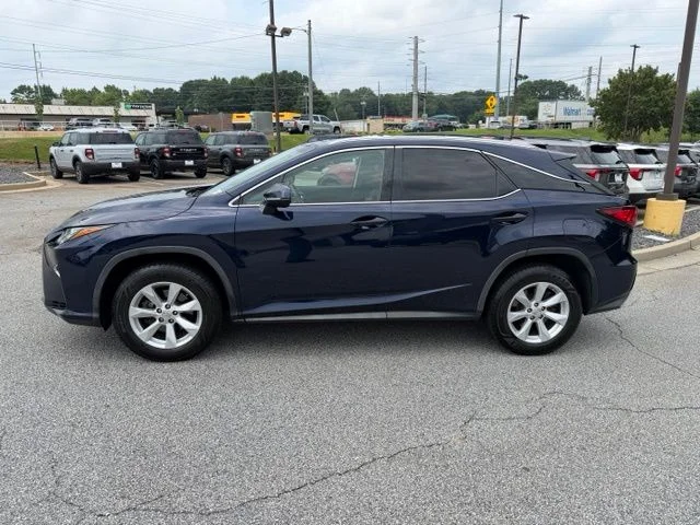 Used 2016  Lexus 350 image 5