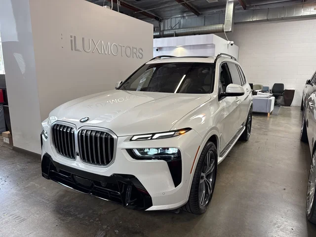 2024 BMW X7 xDrive40i