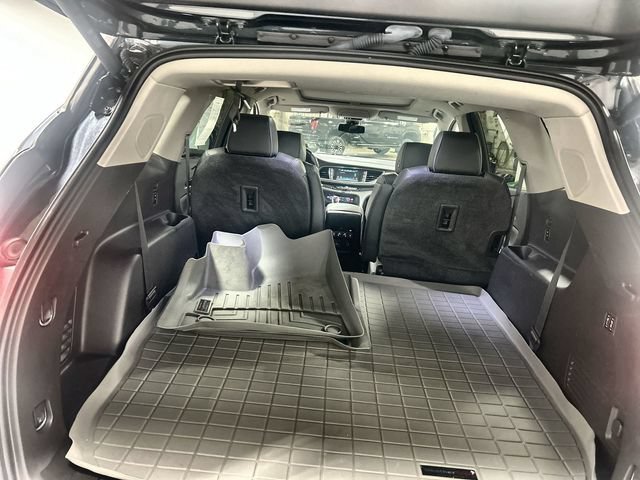 Used 2019 Includes Pitch Dark Night lower exterior accent color.) Buick Avenir image 23