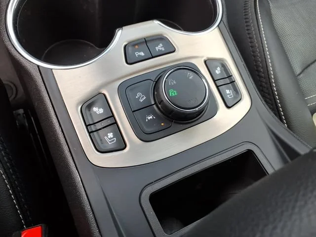 2024 GMC Terrain Denali - Photo 25