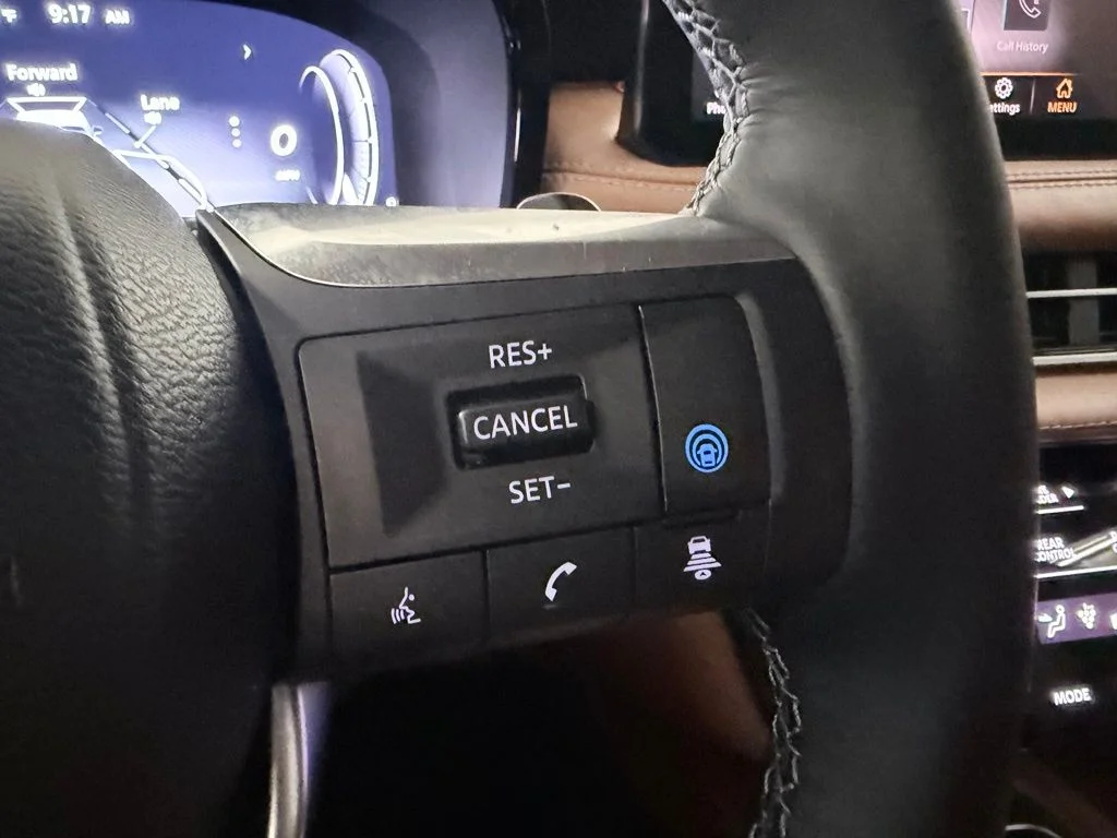 Used 2024 Blue INFINITI Sensory image 28