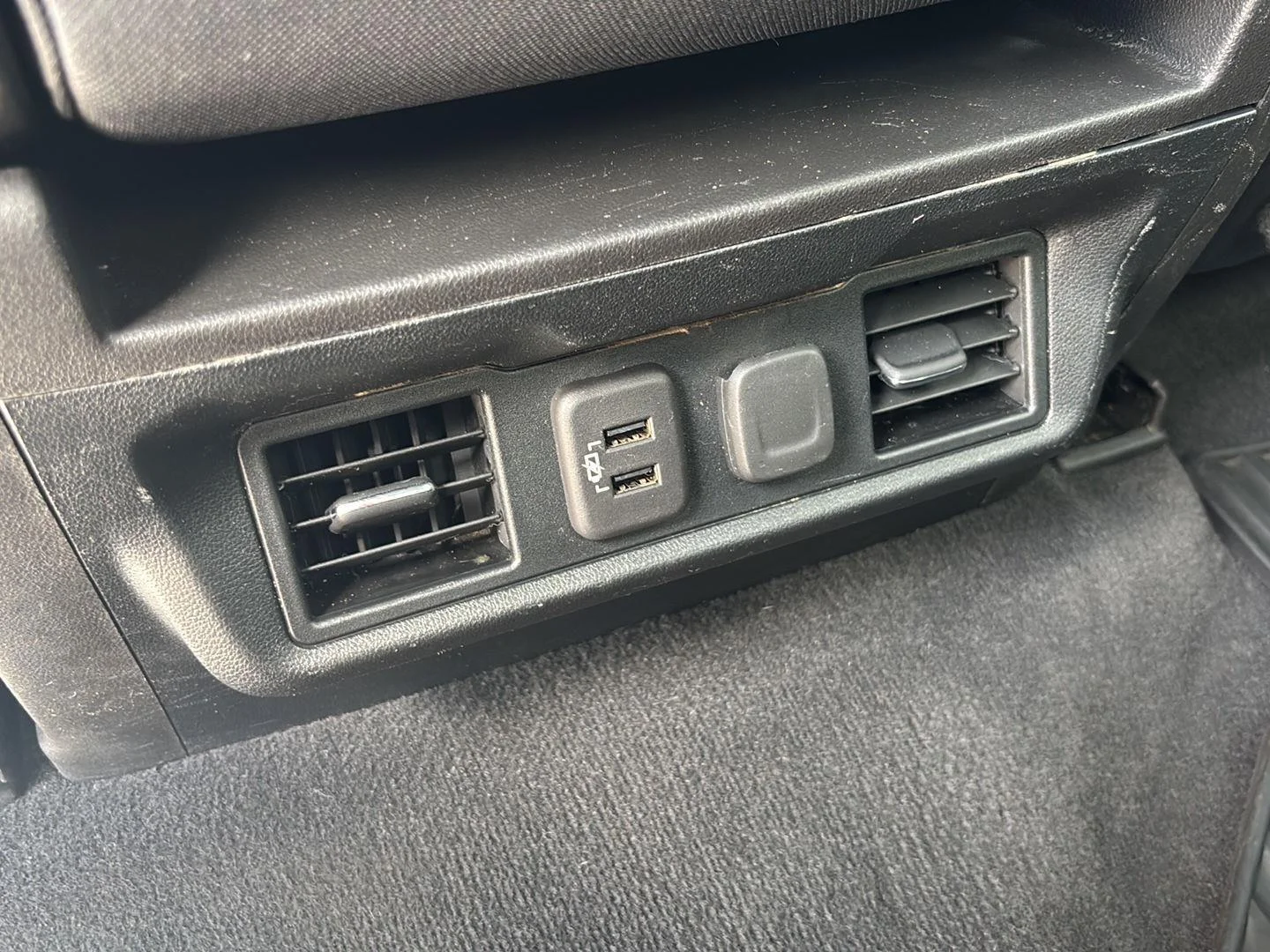 Used 2019 Silver Ice Metallic Chevrolet LT image 31
