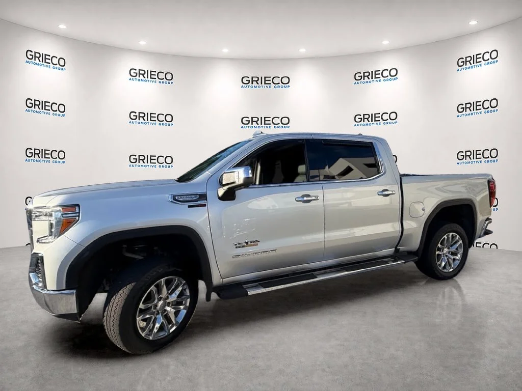 Used 2021 Silver GMC SLT image 4