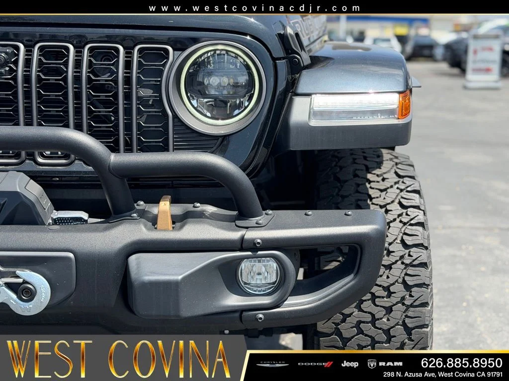 New 2024 Black Clear-Coat Exterior Paint Jeep Rubicon 392 image 13