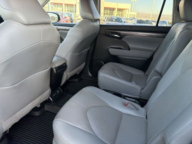 2021 Toyota Highlander Platinum - Photo 29