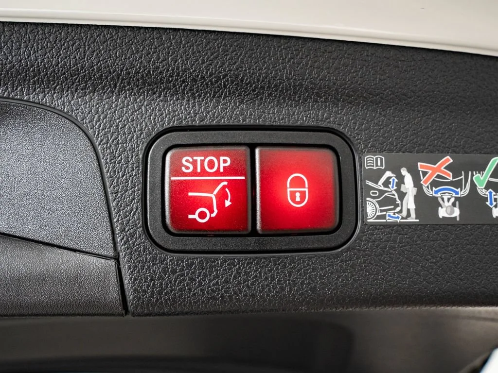 Used 2026 Polar White Mercedes-Benz GLE 350 image 22