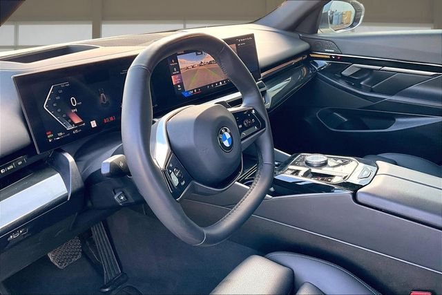 2024 BMW 5 Series 530i - Photo 14
