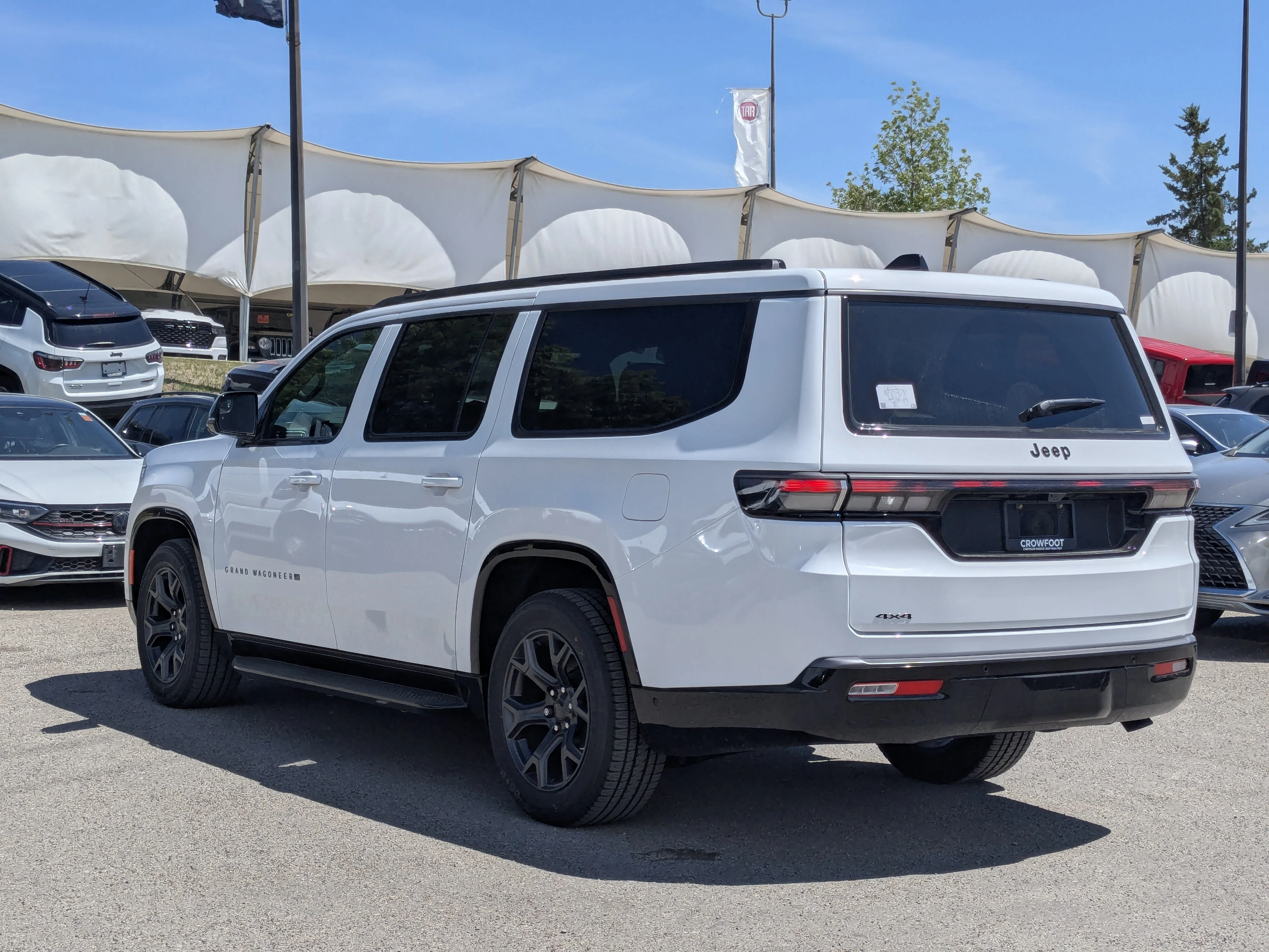 New 2026 White Jeep Limited Altitude - - 4x4 - 3.0L Hurricane Twin Turbo - HD Tow Pkg - 20 Blk Wheels & More! image 6