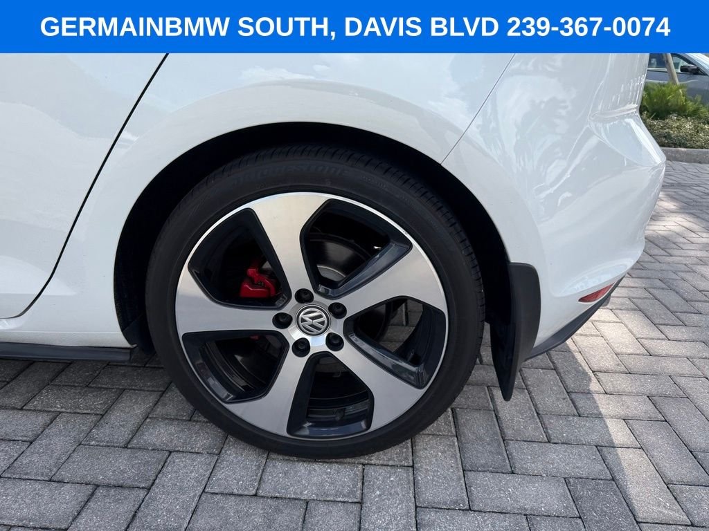 Used 2017 Pure White Volkswagen S image 18