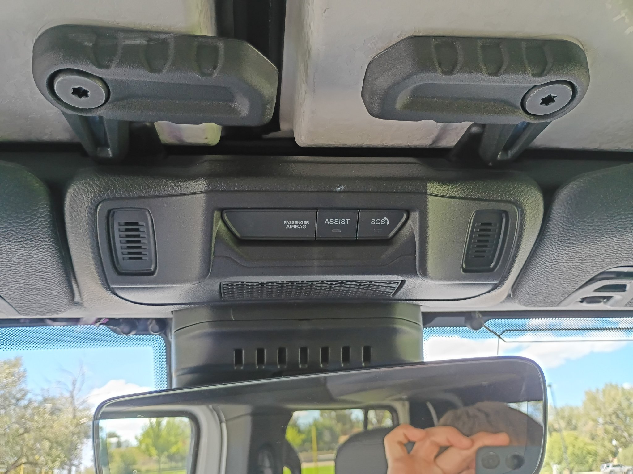 Used 2024 Bright White Clearcoat Jeep Rubicon X image 35
