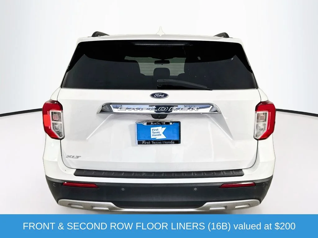 Used 2021 White Metallic Ford XLT image 7
