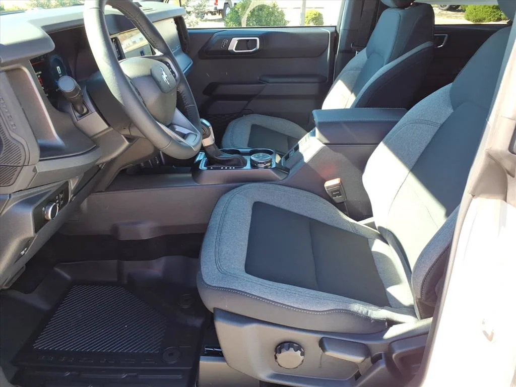 New 2026 Avalanche Gray Ford Big Bend® image 12