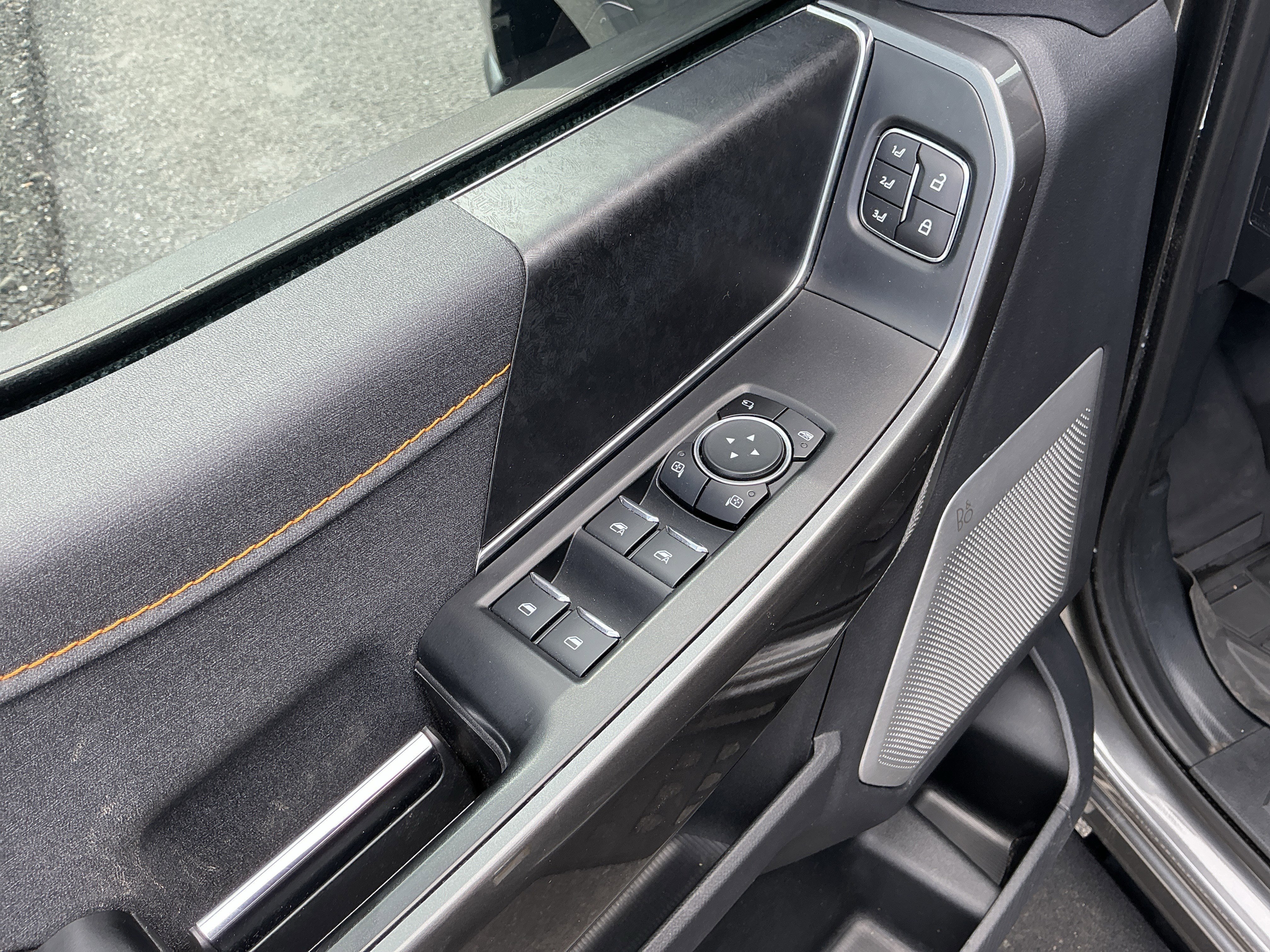 Used 2023 Gray Metallic Ford Tremor image 19