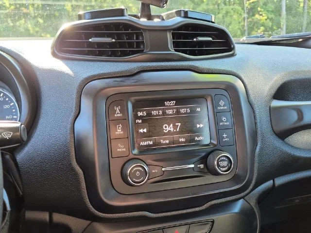 Used 2018 Gray Jeep Sport image 35