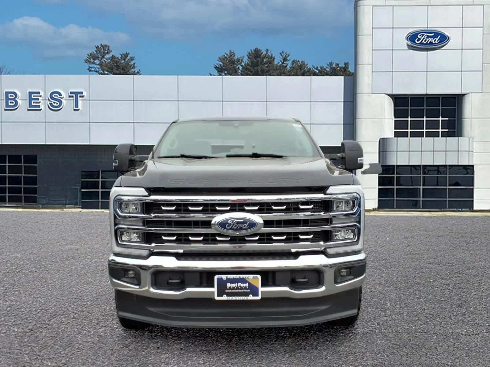 Used 2024 Agate Black Metallic Ford LARIAT image 12