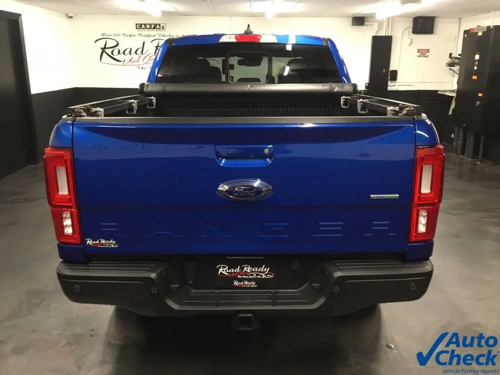 Used 2019 Blue Ford Lariat image 9