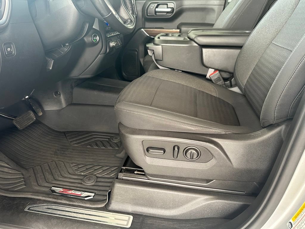 Used 2020 SILVER ICE METALLIC Chevrolet RST image 14