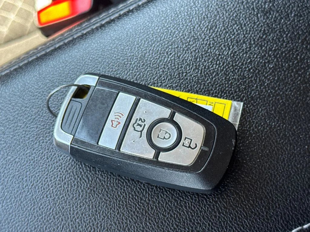 Used 2023 Gray Ford Active image 29