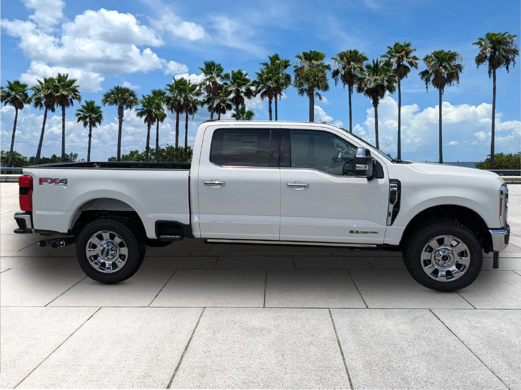 New 2026 Star White Metallic Tri-Coat Ford F-250® Lariat® image 8